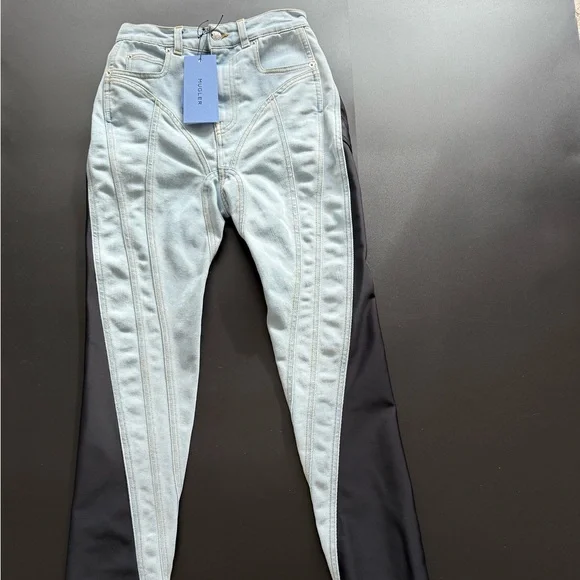 Mugler Stretch Jersey Trim Denim
Spiral skinny jeans Size 34 - Picture 2 of 9